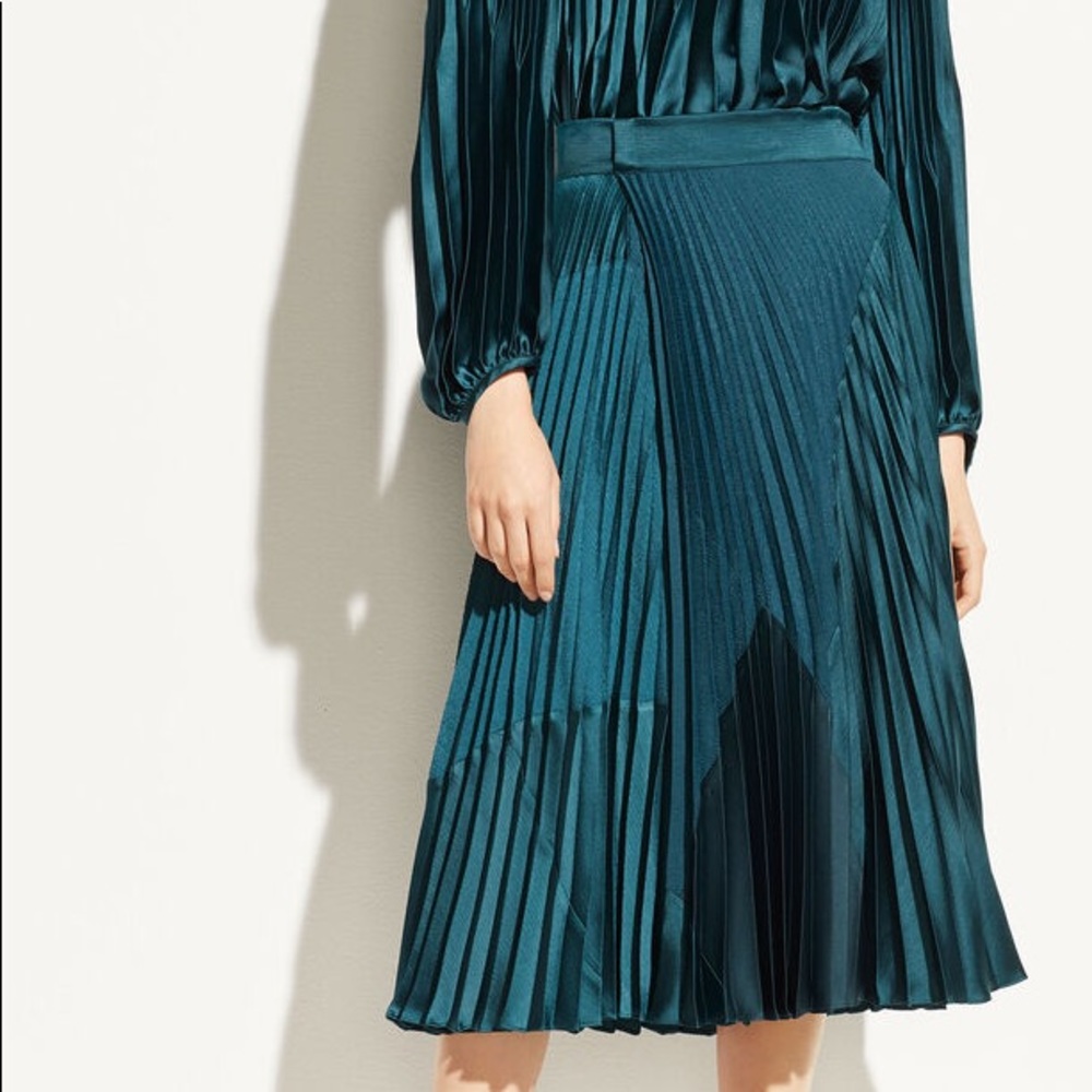 Vince Mixed Chevron Pleated Skirt